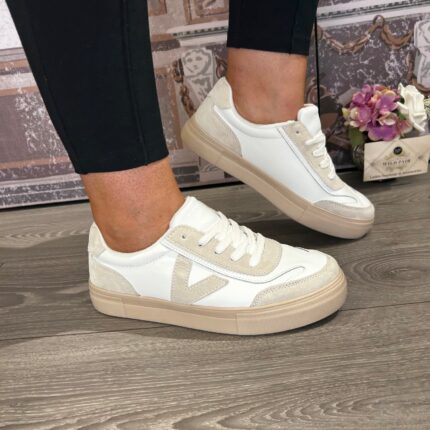 Drilleys “Eighty” Whipped Crystal V Trainer