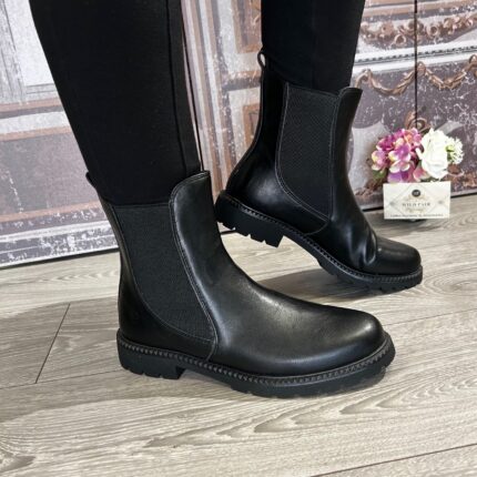 Tamaris 1-25417-45-001 Black Chelsea Boot