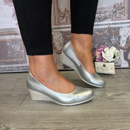Zanni & Co "Ruwais" Silver Gleam Wedge
