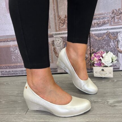 Zanni & Co "Ruwais" Pearly Wedge