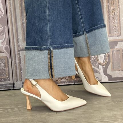 Una Healy "Teen Spirit" Nearly There Court Shoe.
