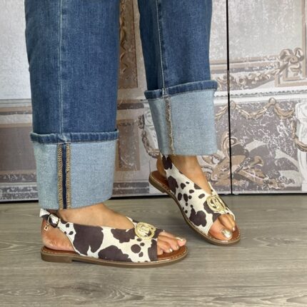Una Healy "Blank Space" Pasture Peep Toe Slingback