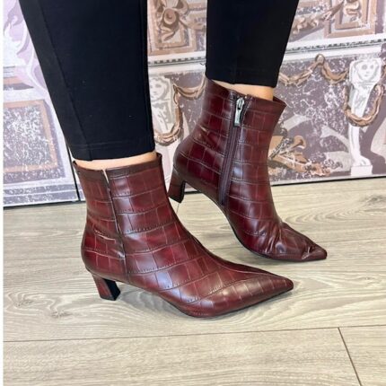 Tamaris "25384-41 585" Merlot Croco Boot