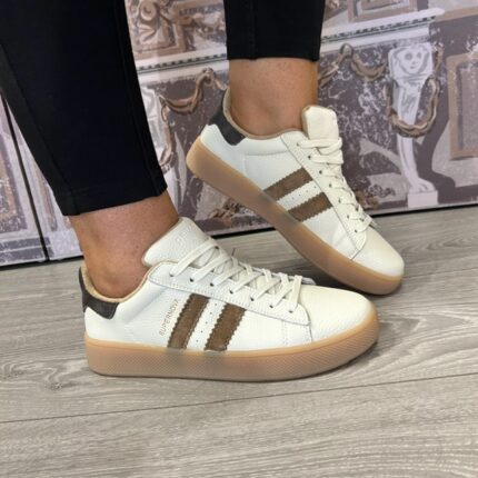 Drilleys “Thirty Four" Rustic Whipped Trainer