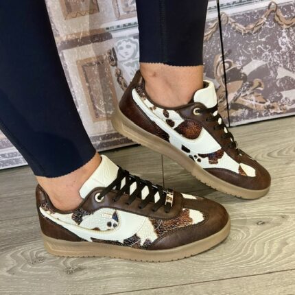 Lloyd & Pryce Tommy Bowe Collection "Royer" Cocoa Safari Trainer.
